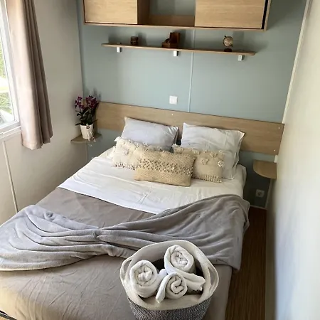 مكان تخييم Camping L'oasis Et California 4*