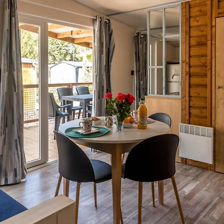 مكان تخييم Camping L'oasis Et California