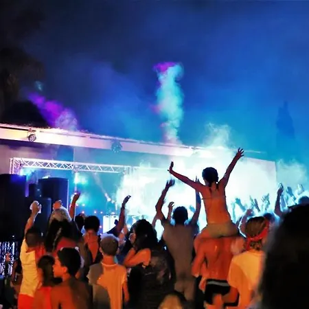 L'oasis Et California 4* Le Barcarès